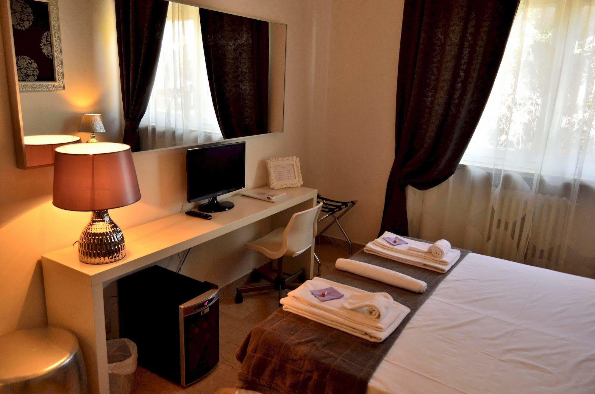Rome&Suites Exterior photo